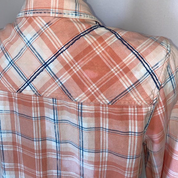 *CUSTOM DYED EMBROIDERED BUTTON DOWN - Picture 8 of 9